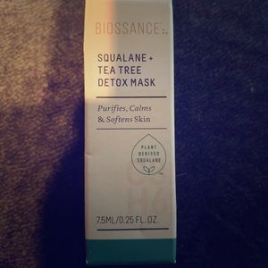 Biossance Squalane + Tea Tree Detox Mask